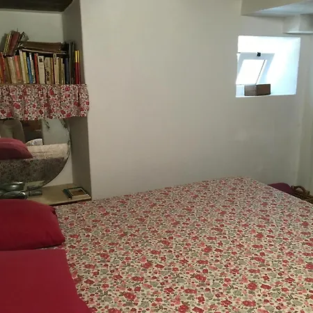 Casa Da Celeste-Milheiros Holiday home *