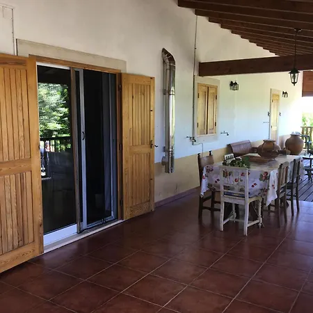 Holiday home Casa Da Celeste-Milheiros Ferreira do Zezere