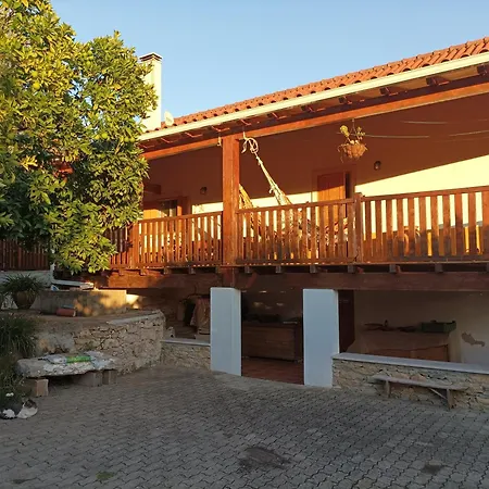 Casa Da Celeste-Milheiros Holiday home Ferreira do Zezere